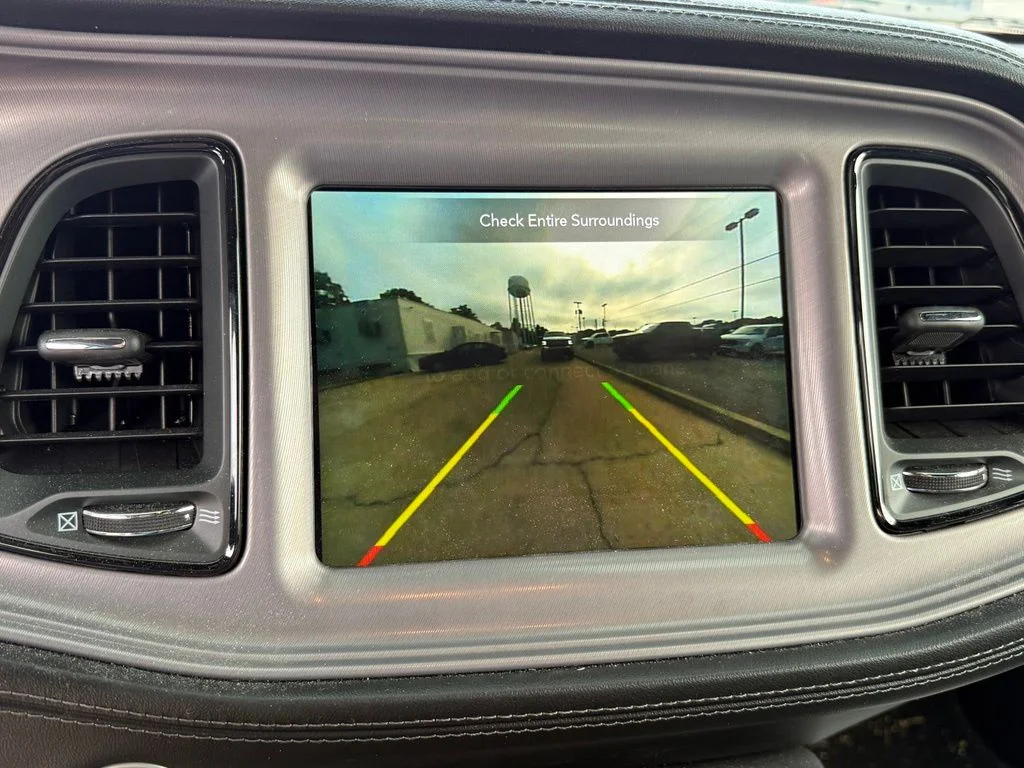 Used 2023 Orange Dodge SXT image 20