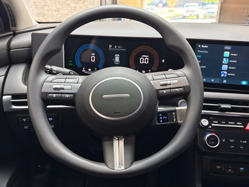 New 2026 Shimmering Silver Hyundai SEL image 21