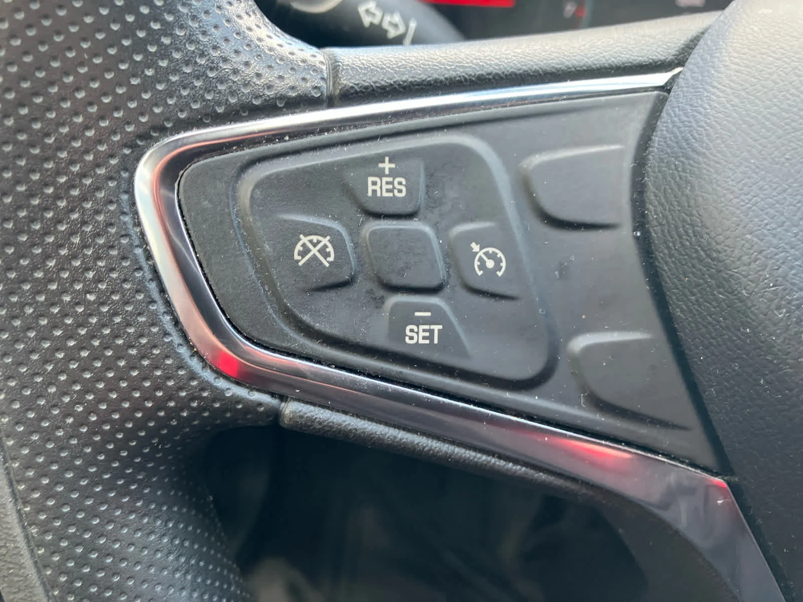 Used 2021 Summit White Chevrolet LT image 17