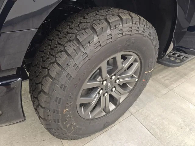 New 2026 Antimatter Blue Metallic Ford Tremor® image 43