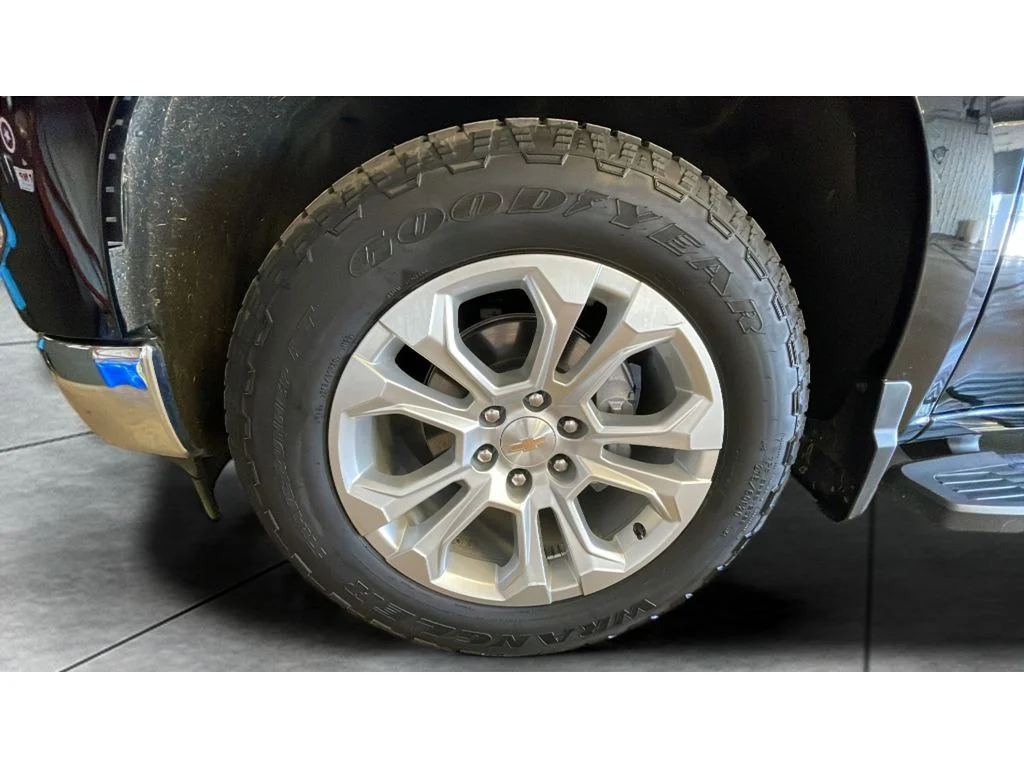 Used 2024 Black Chevrolet LTZ image 19