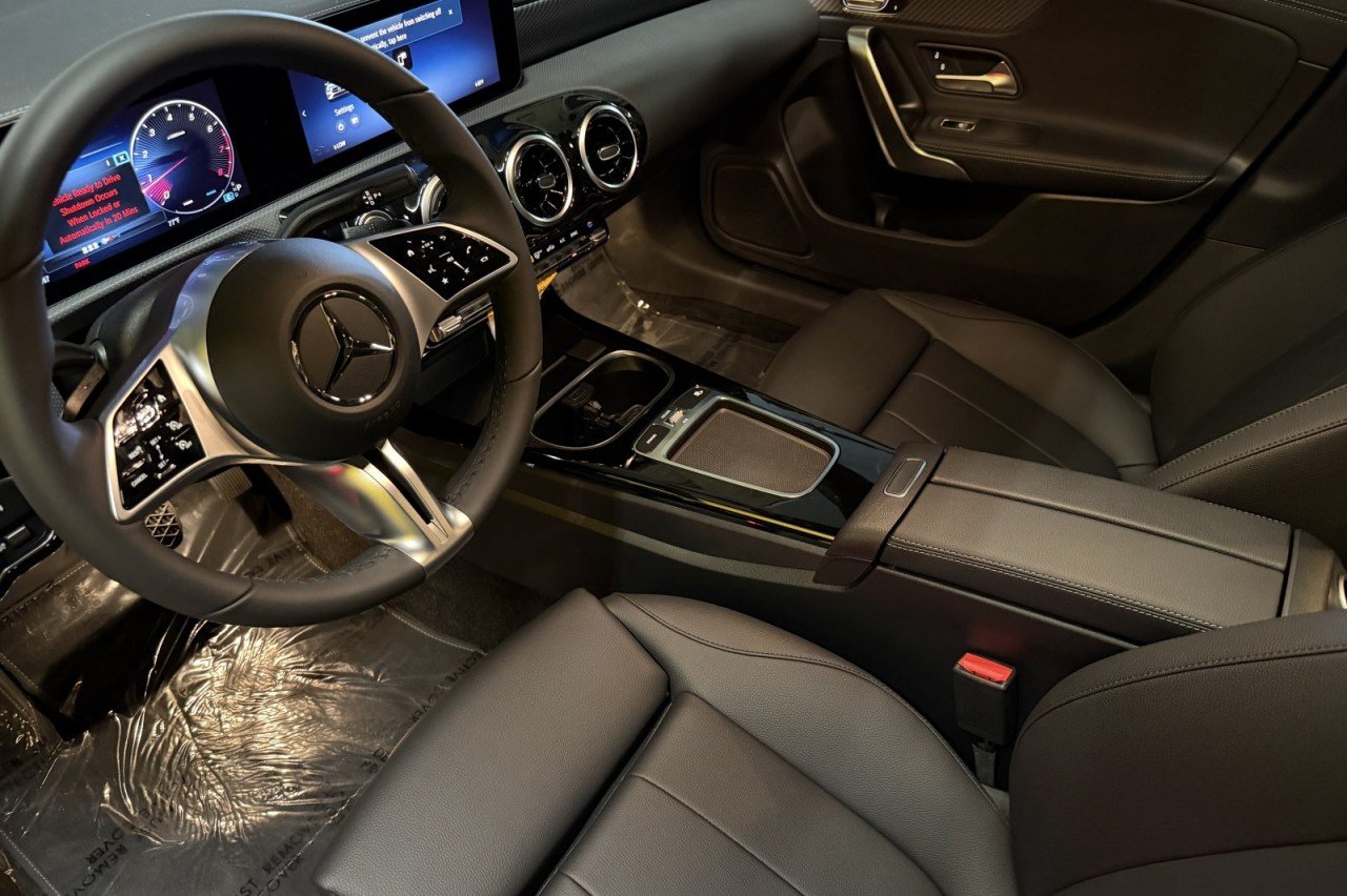 New 2026 Starling Blue Metallic Mercedes-Benz CLA 250 Coupe image 9
