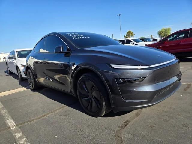2026 Tesla Model Y Premium