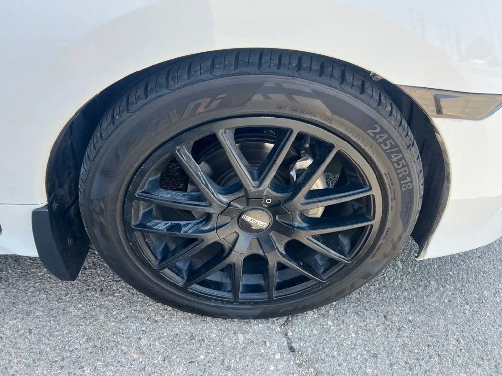 Used 2018 Taffeta White Honda LX image 28