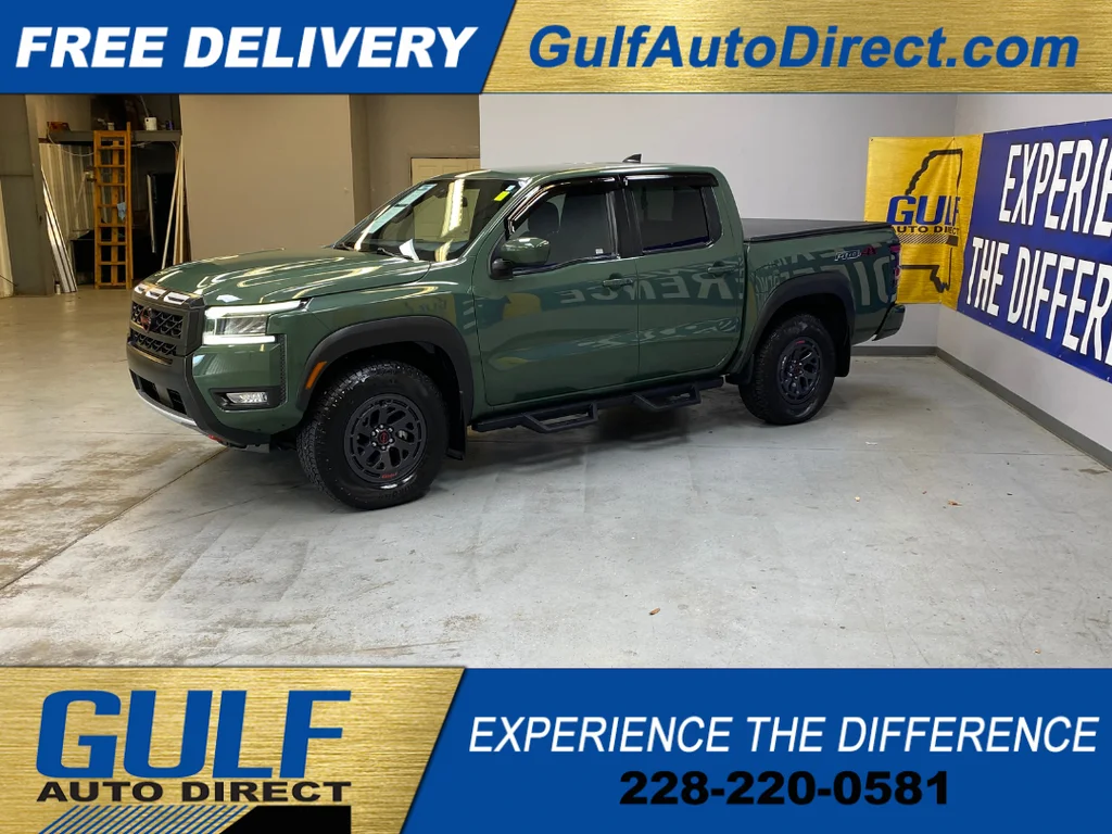 Used 2025 Green Nissan PRO-4X image 5