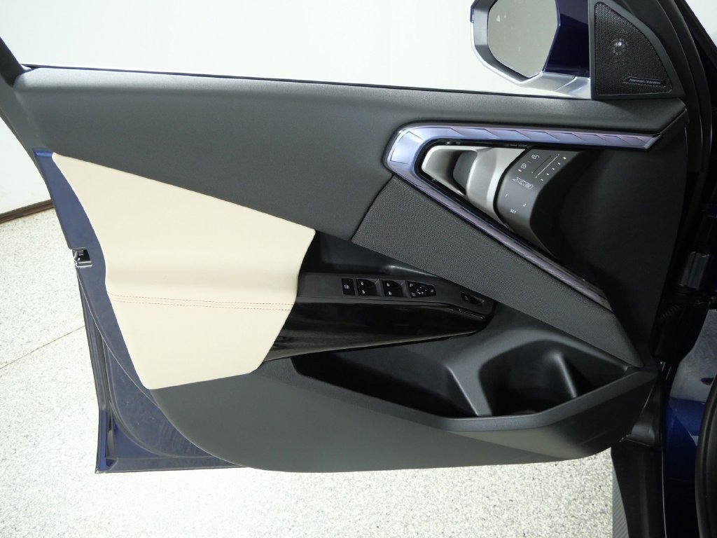 New 2026 Tanzanite Blue II Metallic BMW 30 xDrive image 32
