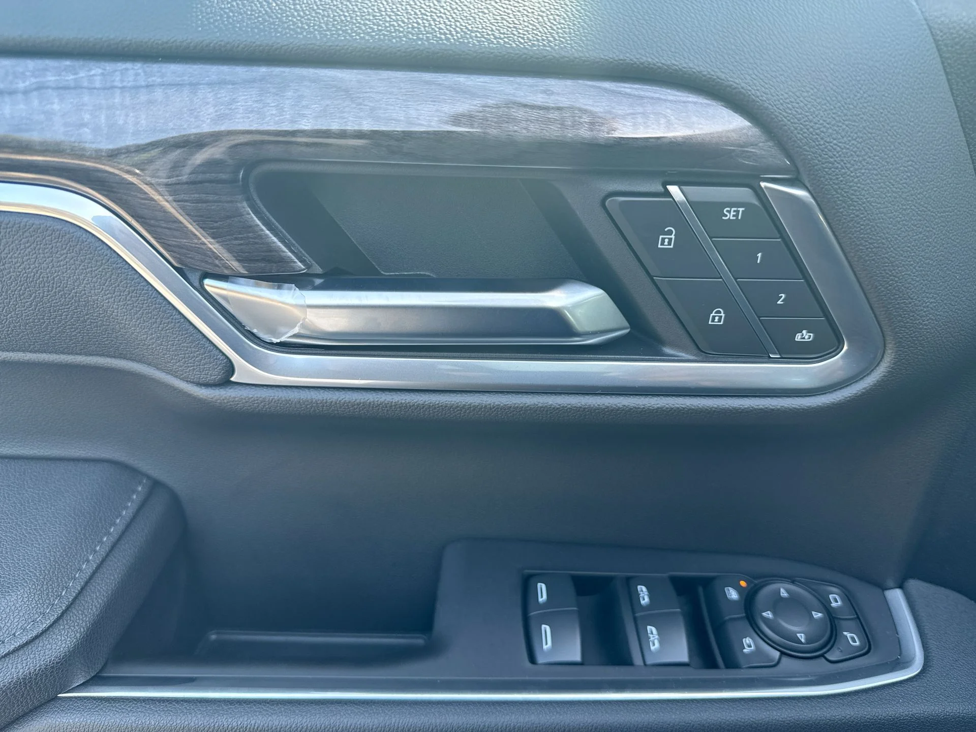 2025 Chevrolet Silverado 1500 LTZ - Photo 45