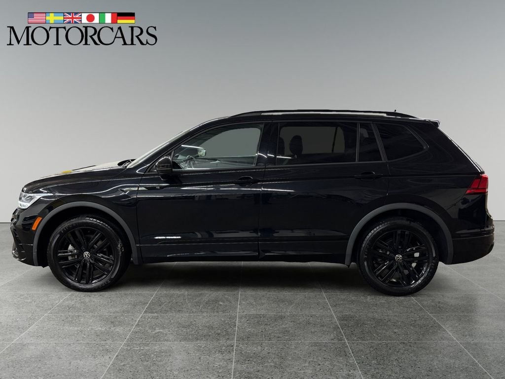 Used 2022 Deep Black Pearl Volkswagen 2.0T SE R-Line Black image 6