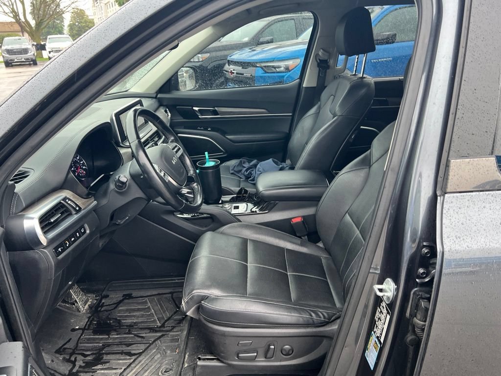 Used 2022  Kia SX image 7