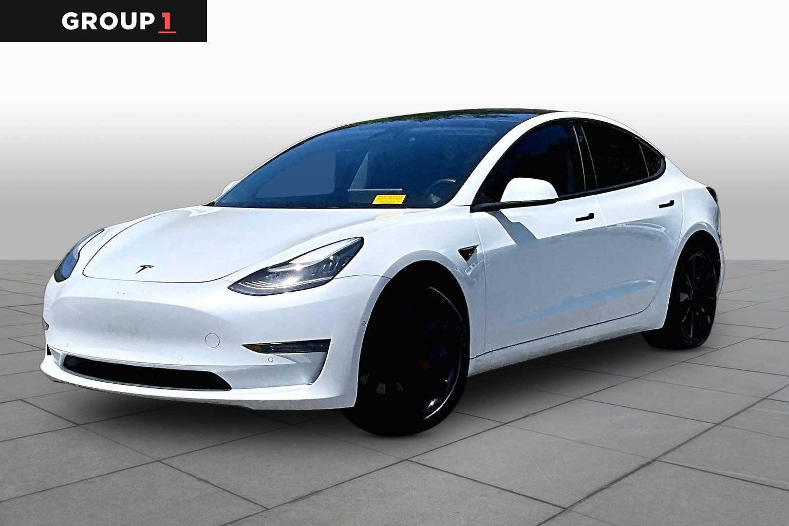 2019 Tesla Model 3 Standard Range Plus's photo