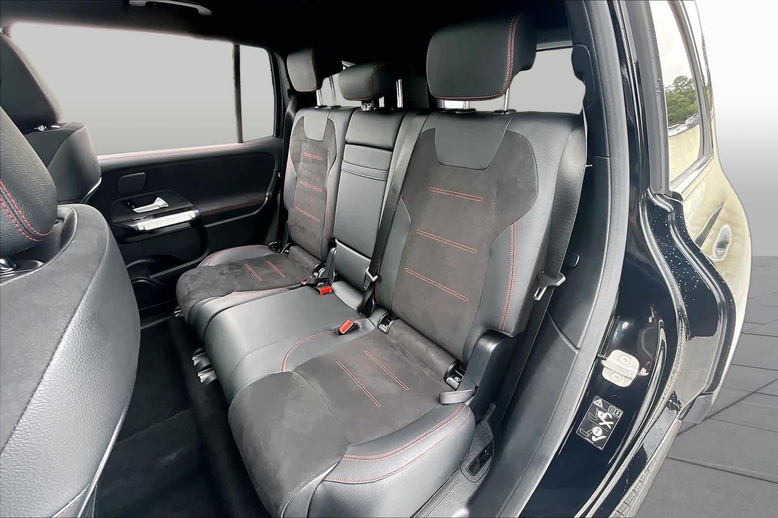 Used 2024 Night Black Mercedes-Benz EQB 250+ image 19