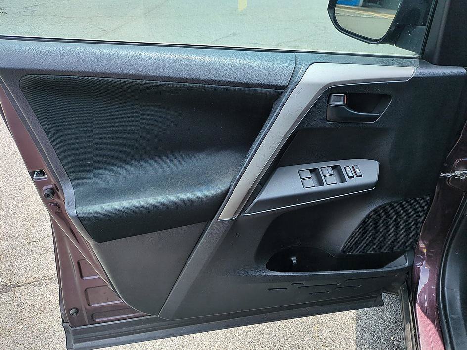 Used 2016 Black Currant Metallic Toyota LE image 12