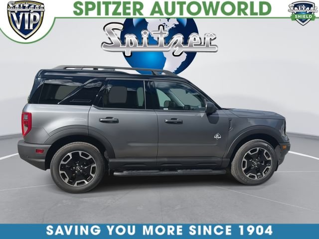 Used 2024 Gray Ford Outer Banks image 10