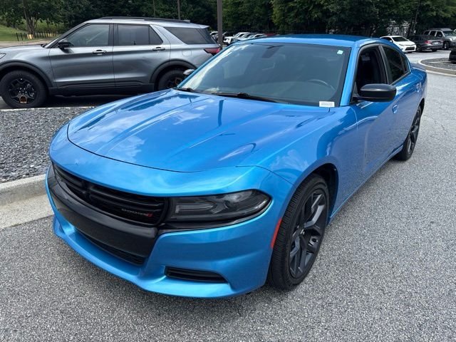 Used 2019 B5 Blue Pearlcoat Dodge SXT image 4