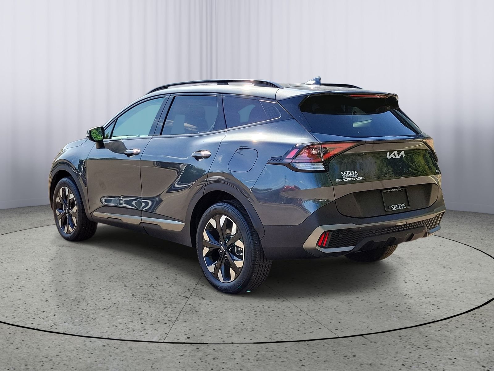 Used 2024 Gray Kia X-Line image 4