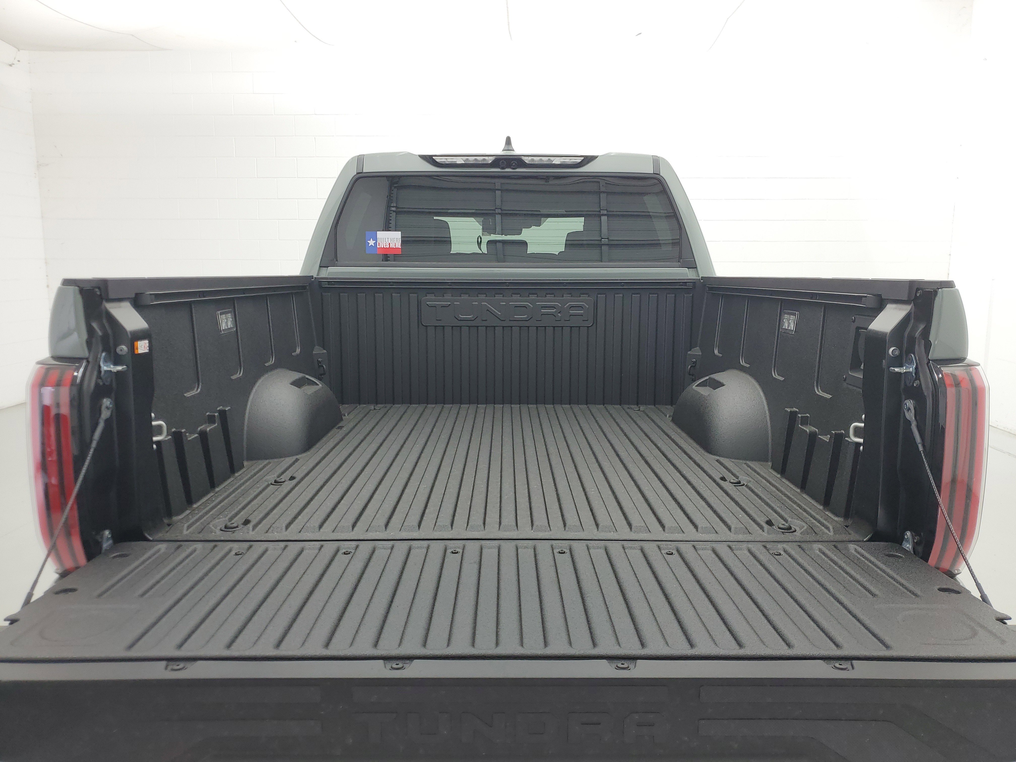 New 2026 Lunar Rock Toyota Tundra Platinum image 11