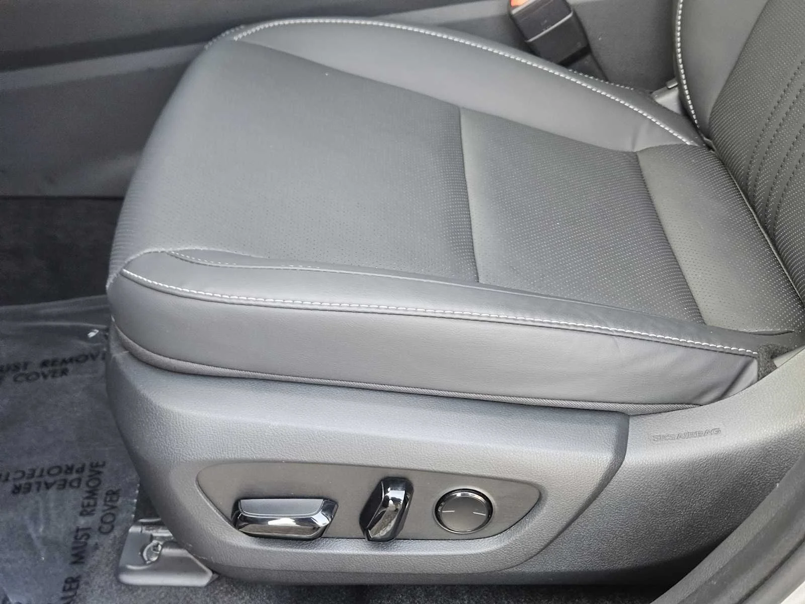Used 2024 Atomic Silver Lexus Premium image 19
