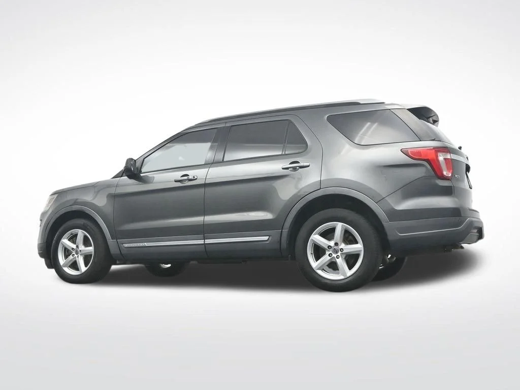 Used 2019 Magnetic Ford XLT image 38