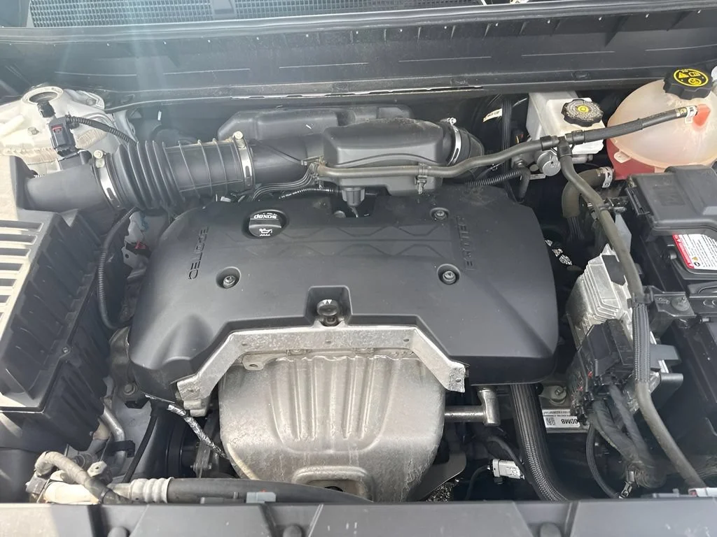 Used 2020 SUMMIT WHITE GMC SLE image 32