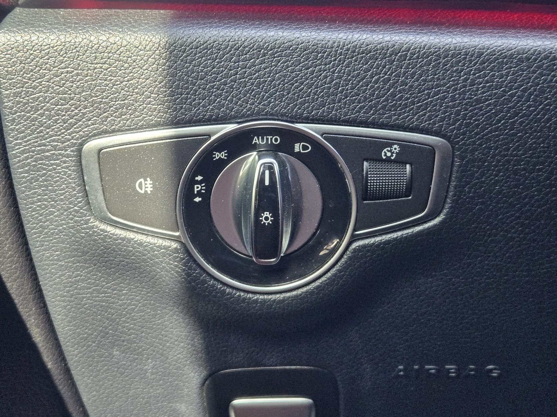 Used 2018 Black Mercedes-Benz E 400 image 21