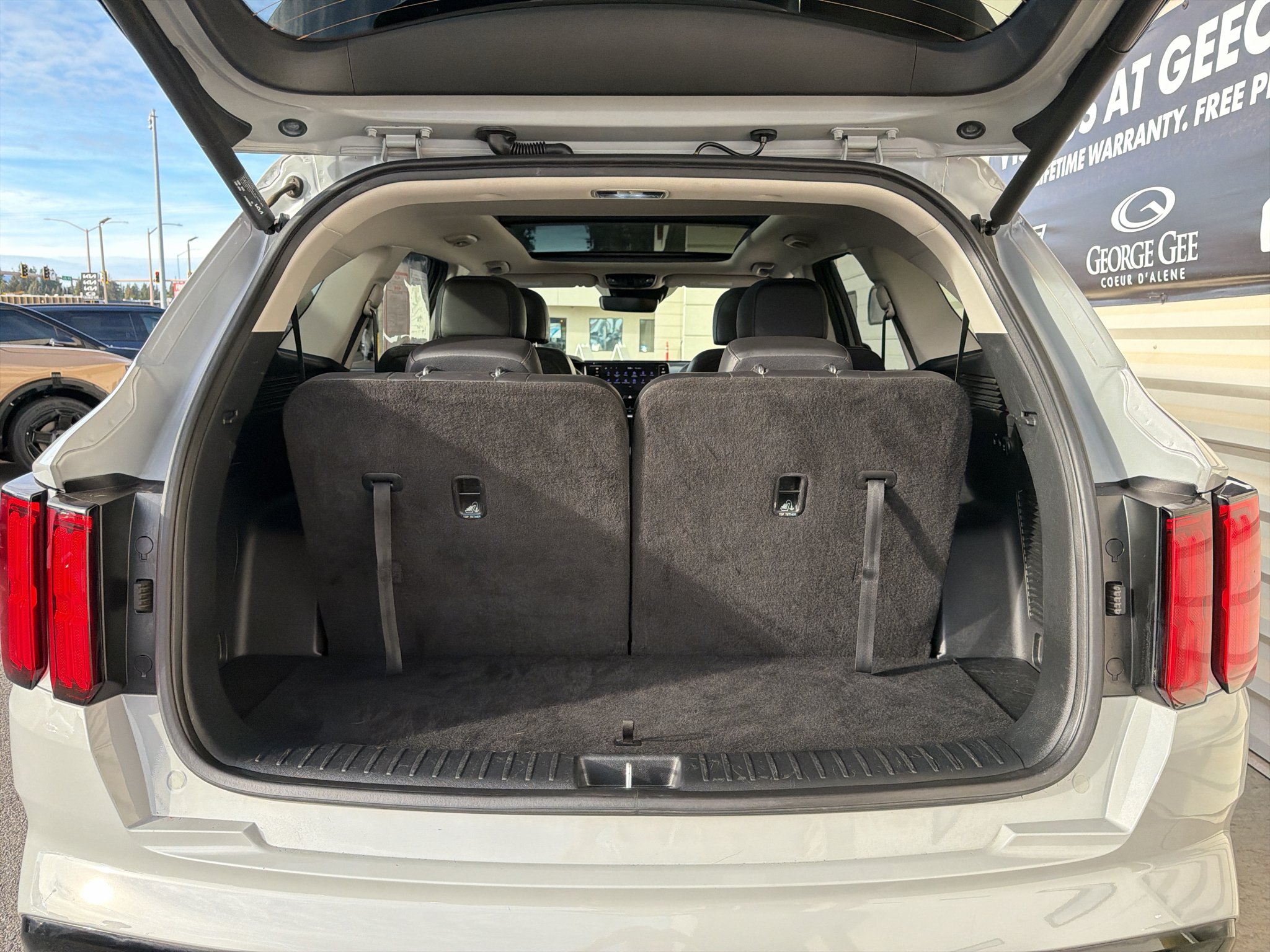 Certified Used 2023 Wolf Gray Kia SX image 15