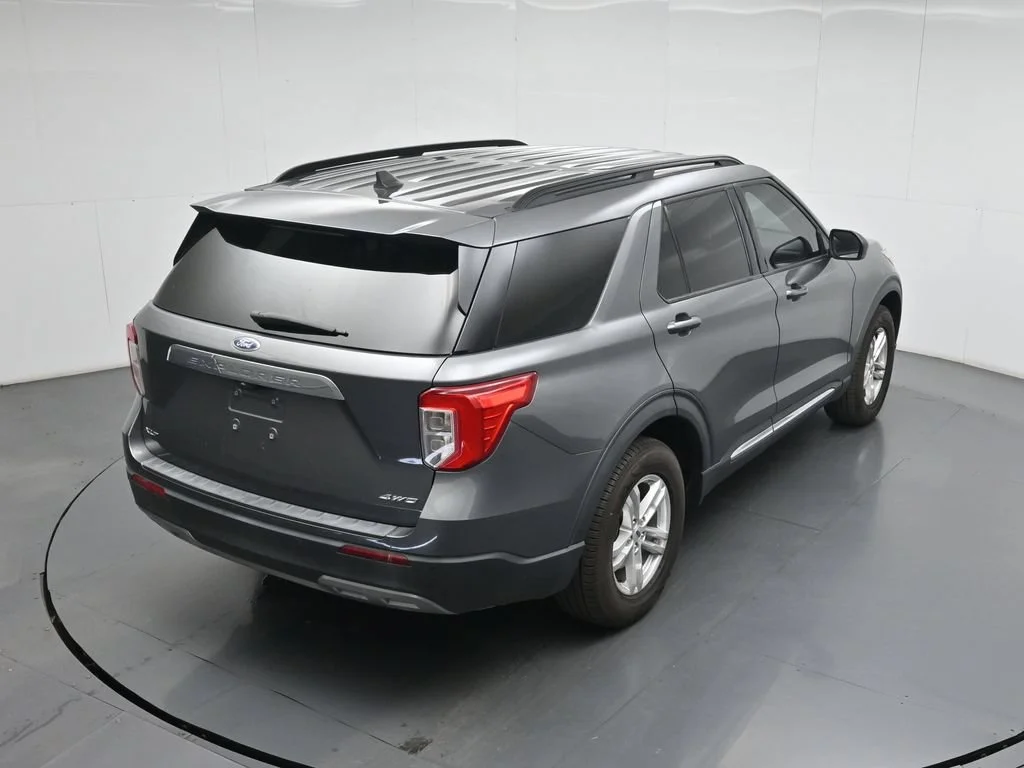 Certified Used 2023 Gray Ford XLT image 15