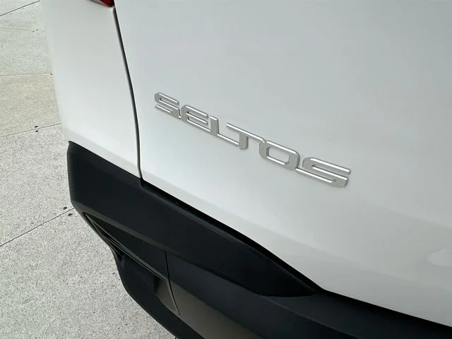 Used 2026 White Kia LX image 37