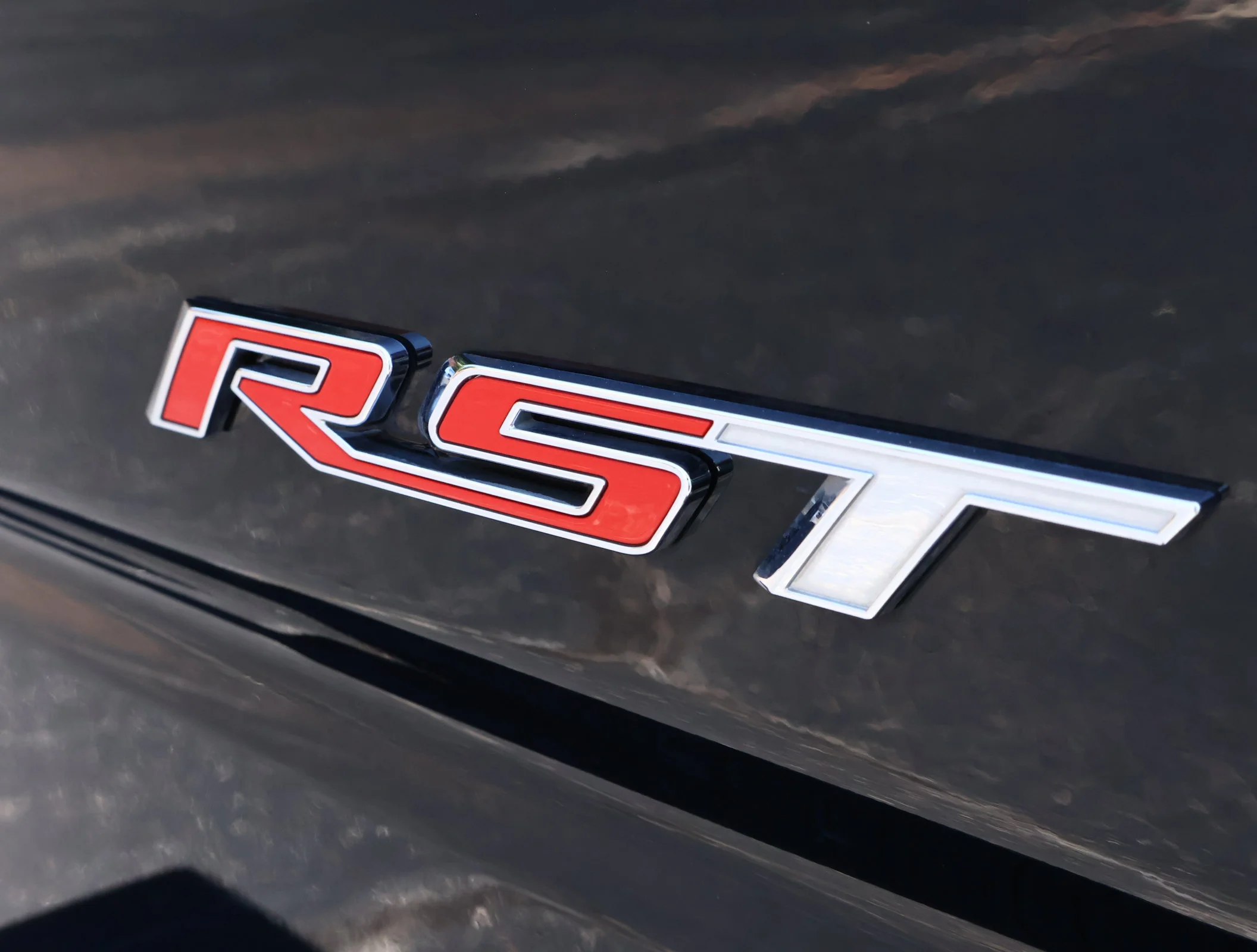 Used 2023 Black Chevrolet RST image 24