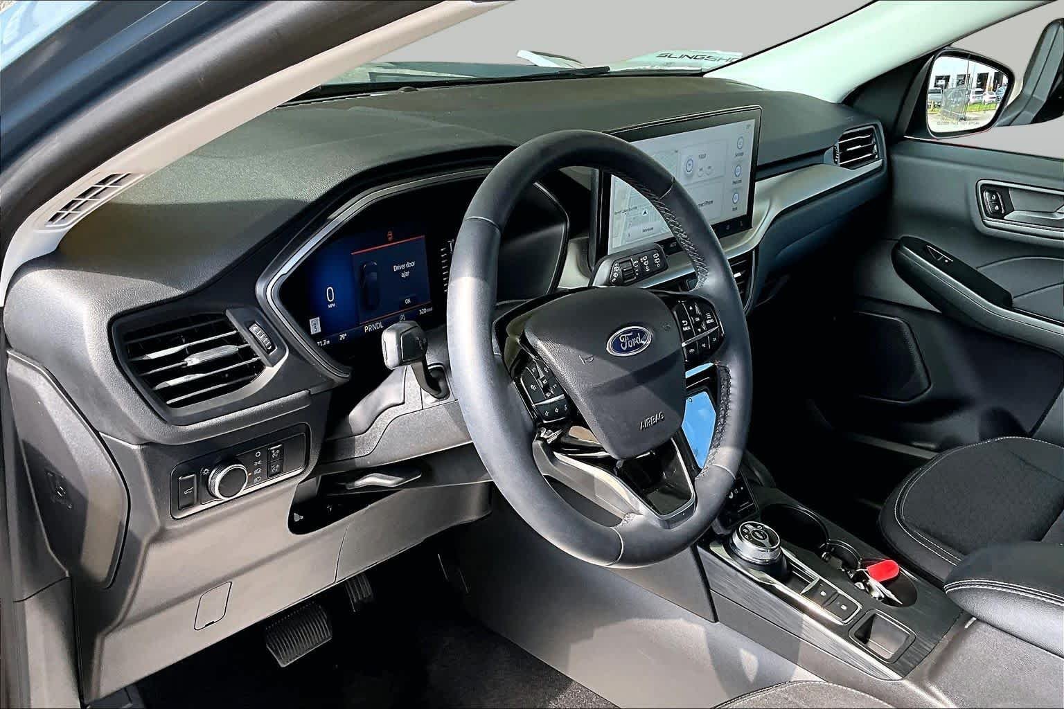 Used 2024 Blue Ford Active image 17