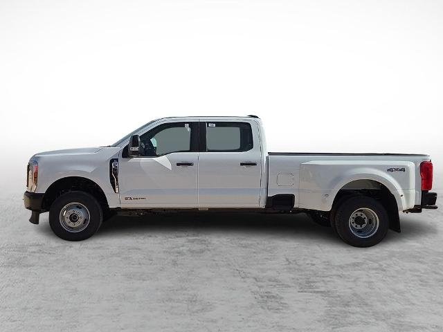 New 2026 Oxford White Ford F-350® XL image 31