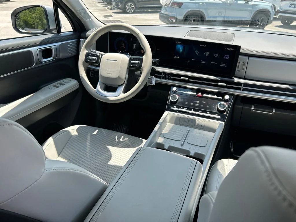 Certified Used 2026 Shimmering Silver Pearl Hyundai SEL image 9
