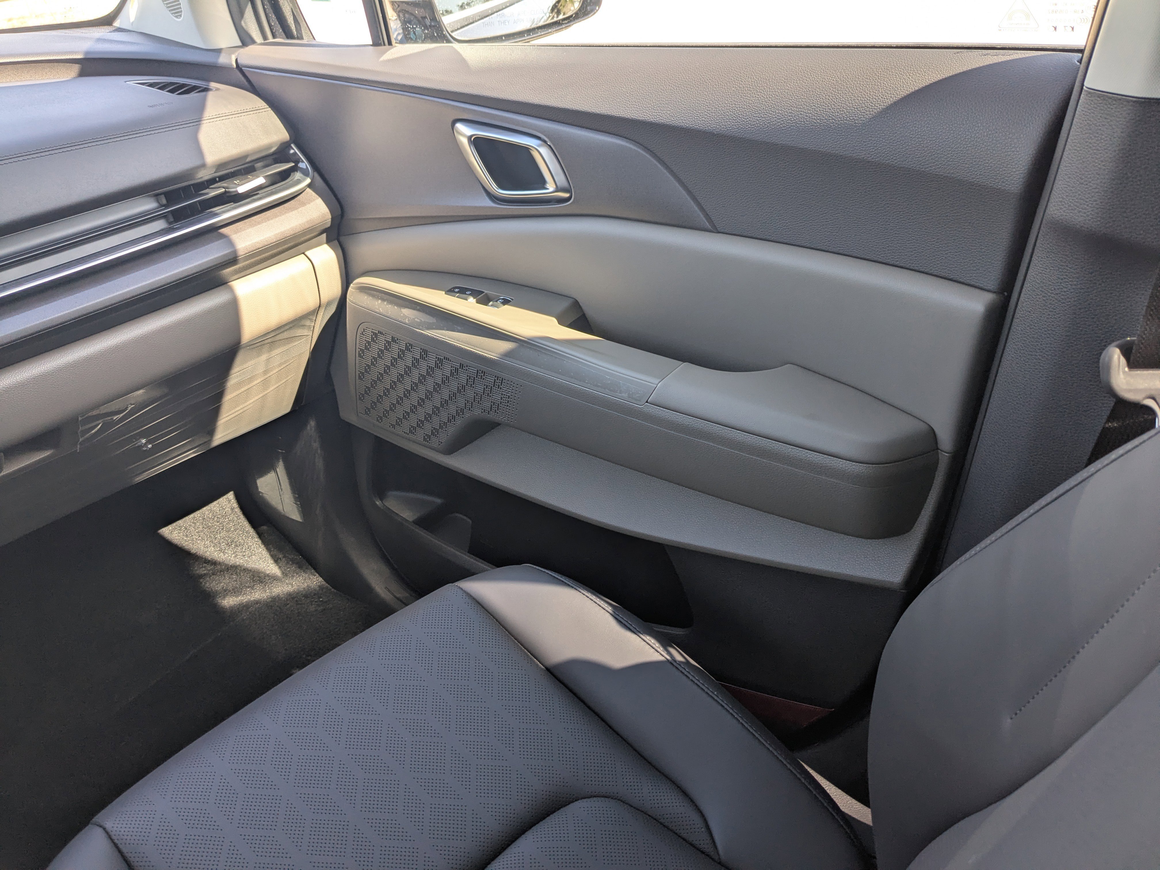 New 2026 Panthera Metal Kia EX image 26