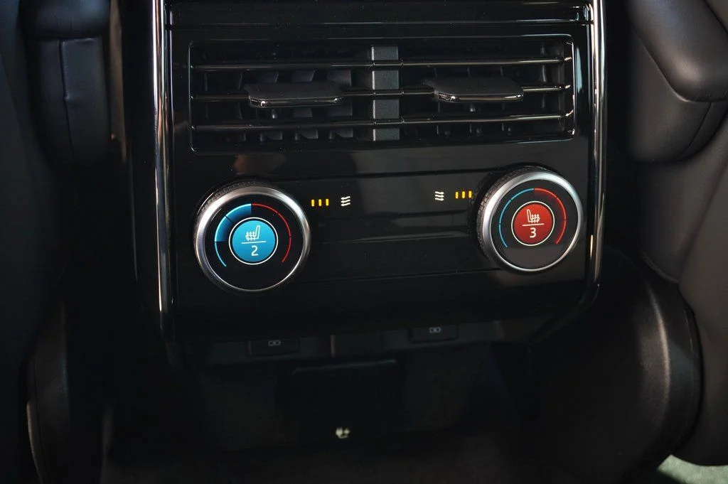Certified Used 2026 Black Land Rover Dynamic SE image 32