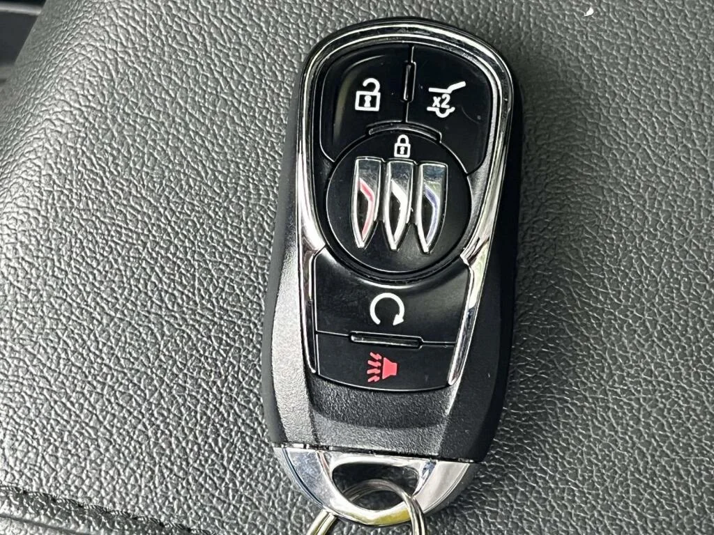 Certified Used 2024 Ebony Twilight Metallic Buick Avenir image 4