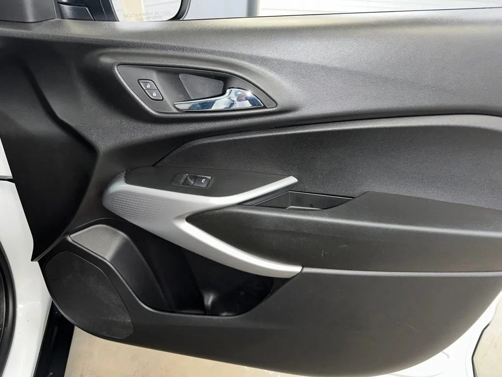 2024 Chevrolet Trax LS - Photo 26