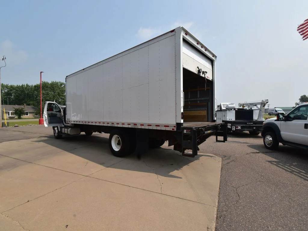 2019 Ford F-750 - Photo 18