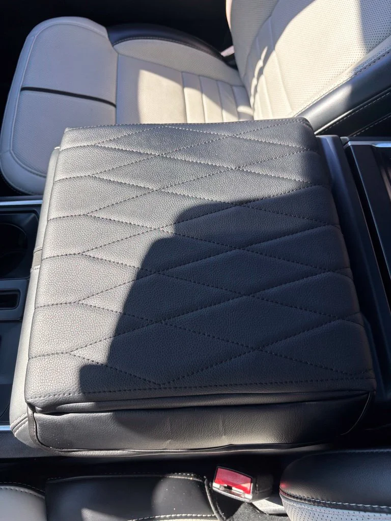 Used 2024 Gray Ford Platinum image 21