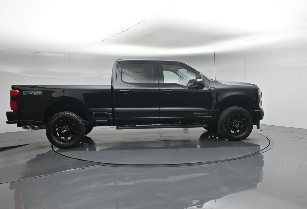 New 2026 Agate Black Metallic Ford XLT image 26