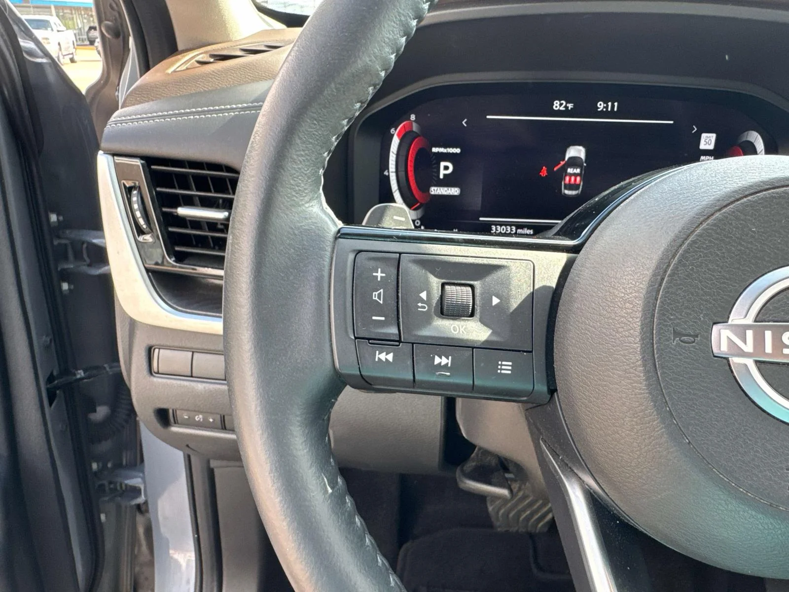 2023 Nissan Rogue Platinum - Photo 23
