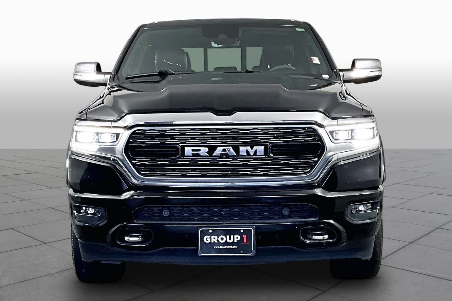 Used 2020 Diamond Black Crystal Pearlcoat Ram Limited image 4