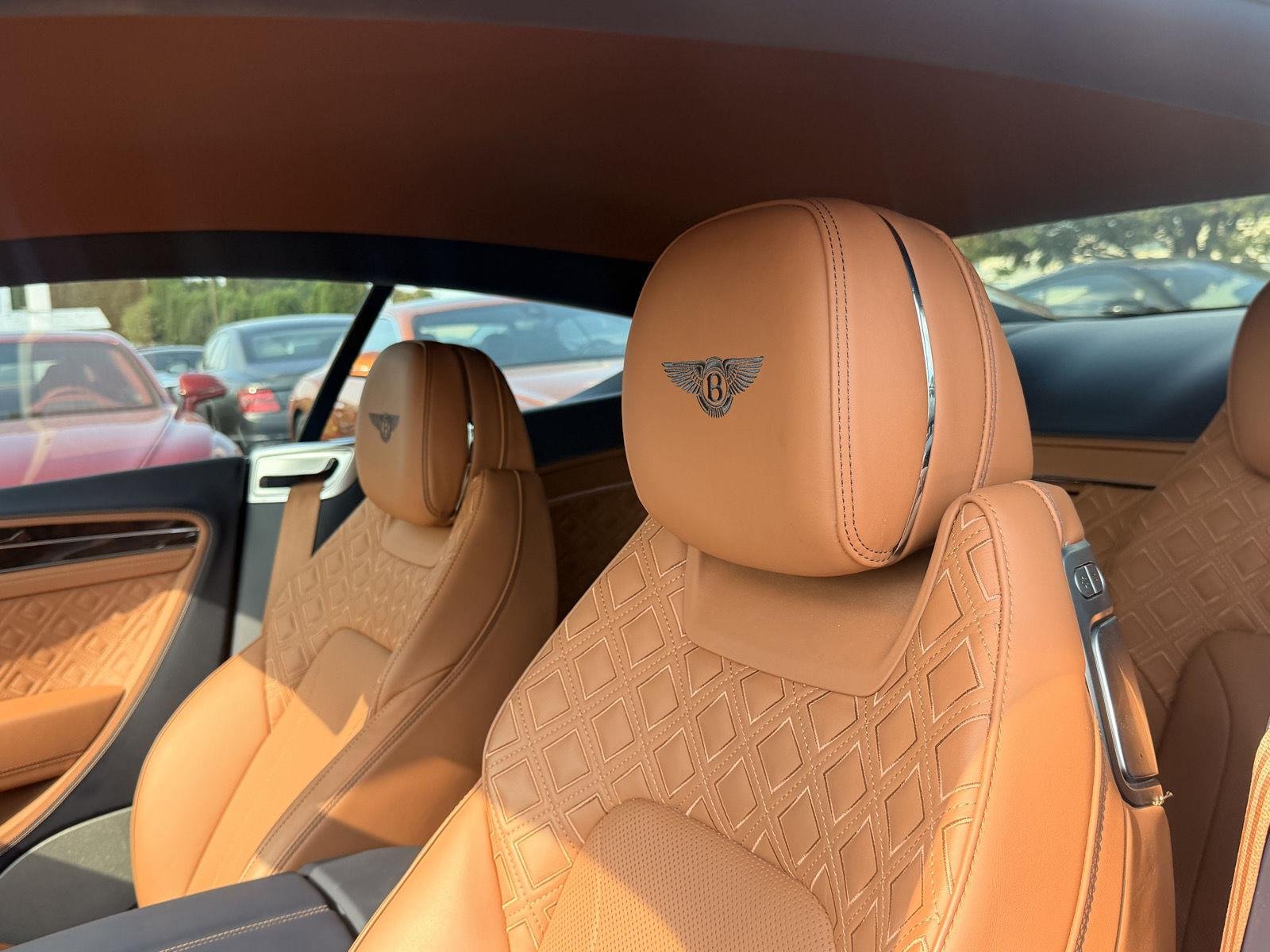 Used 2020 Dark Sapphire BENTLEY  image 9