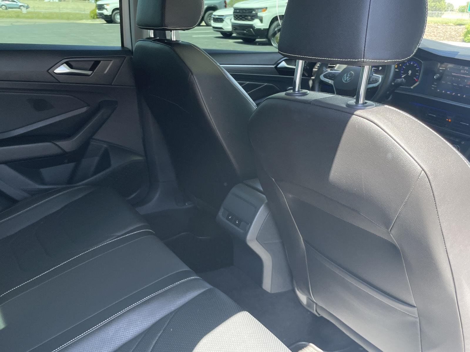 2023 Volkswagen Jetta SEL - Photo 40