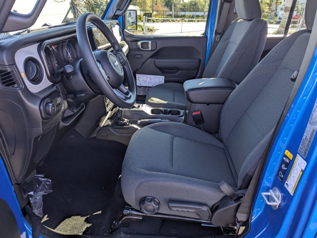 2026 Jeep Wrangler 4-Door Sport - Photo 13
