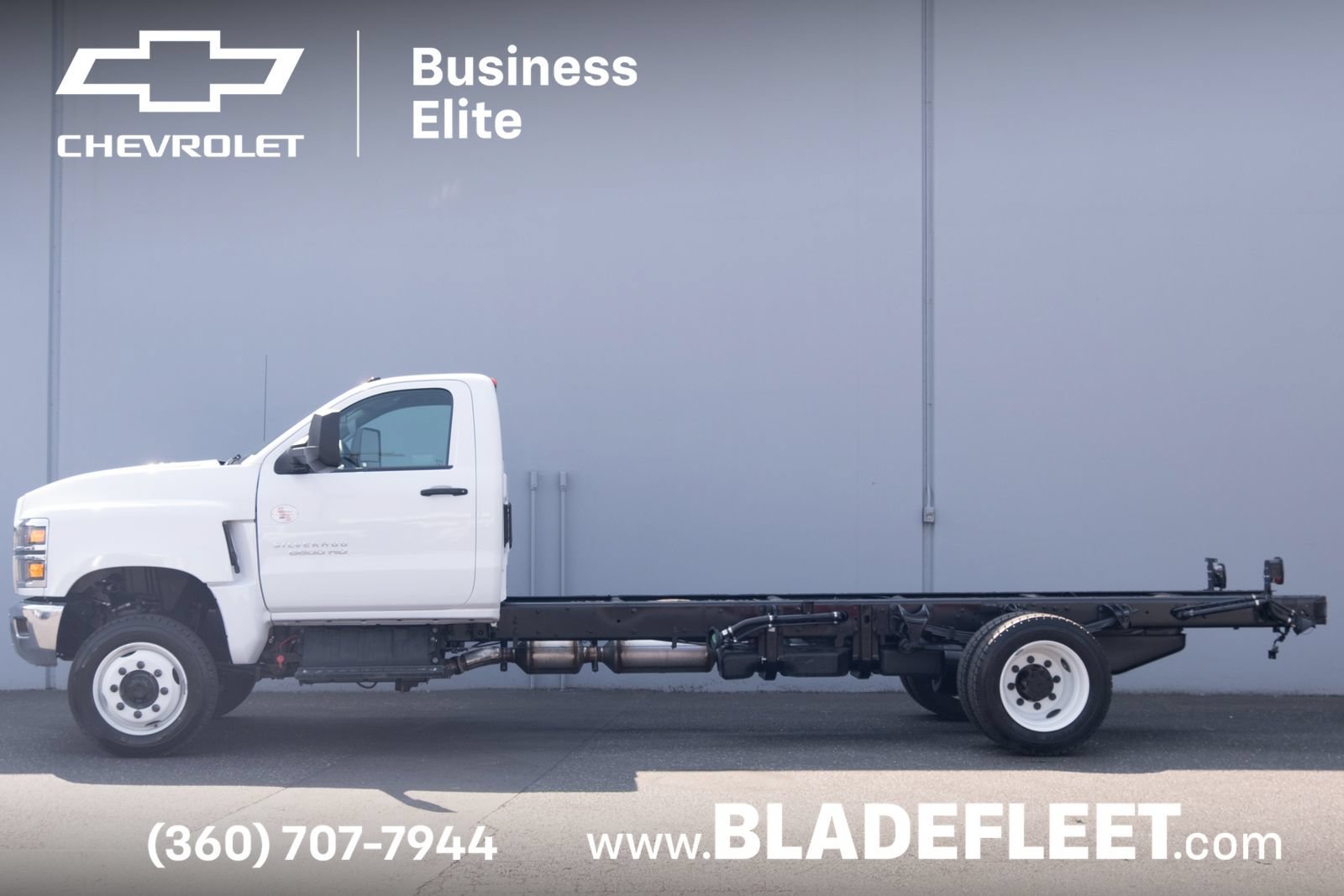New 2024 Summit White Chevrolet Work Truck image 4