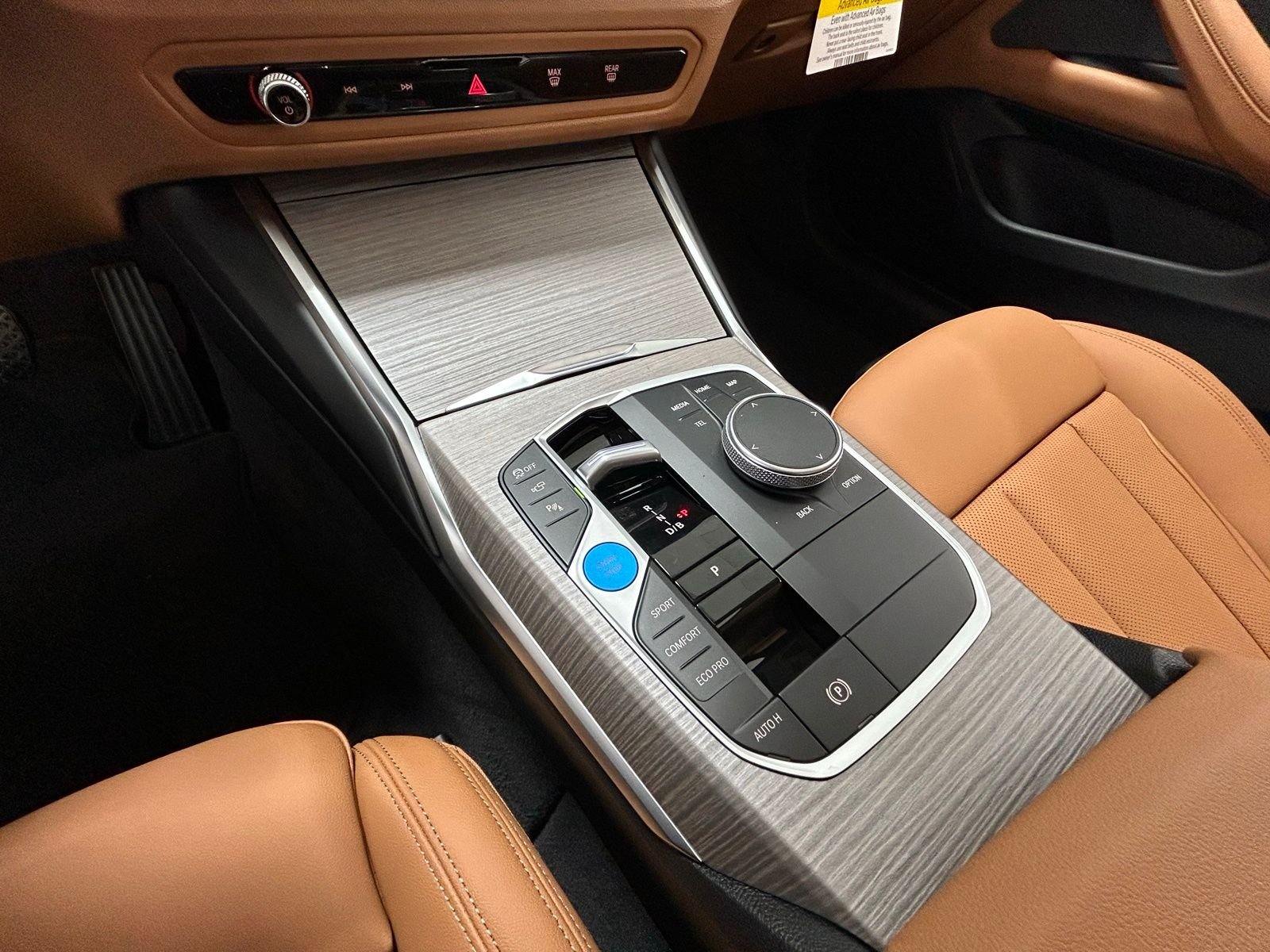 New 2026 Vegas Red Metallic BMW xDrive40 image 36