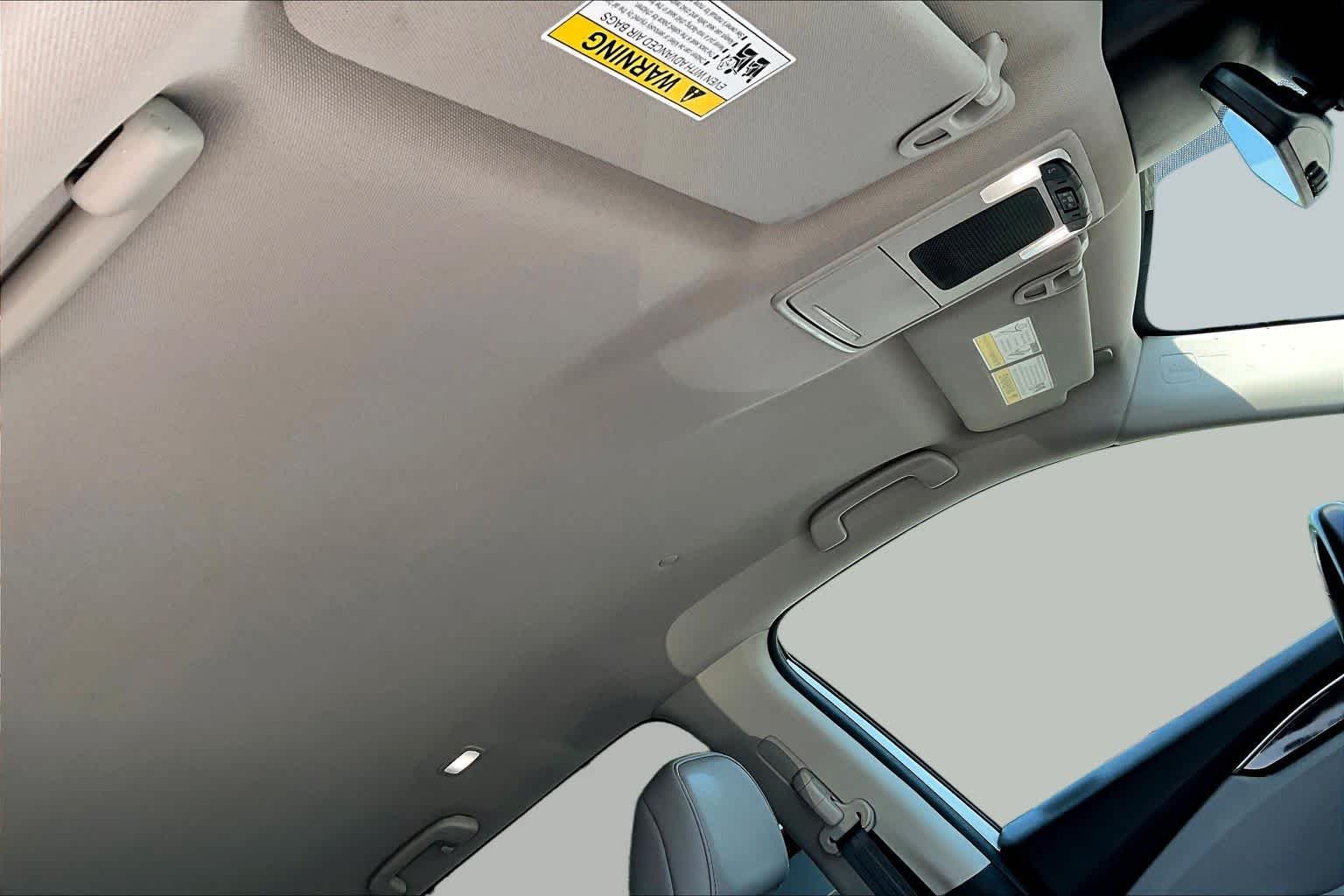 Used 2024 Platinum White Pearl Honda EX-L 8 Passenger image 14