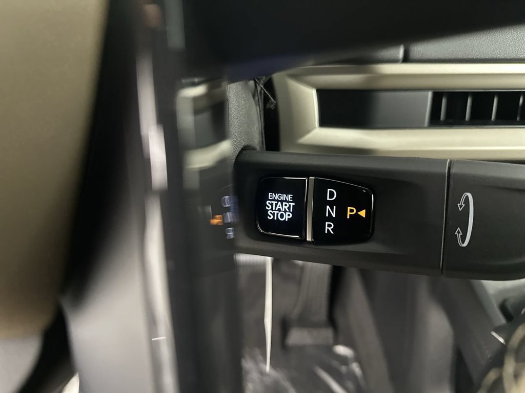 New 2027 Black Kia EX image 8