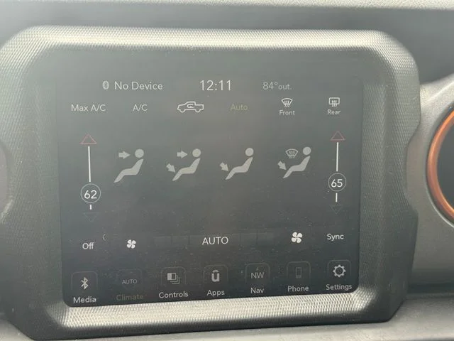 Used 2021 Black Jeep Mojave image 28