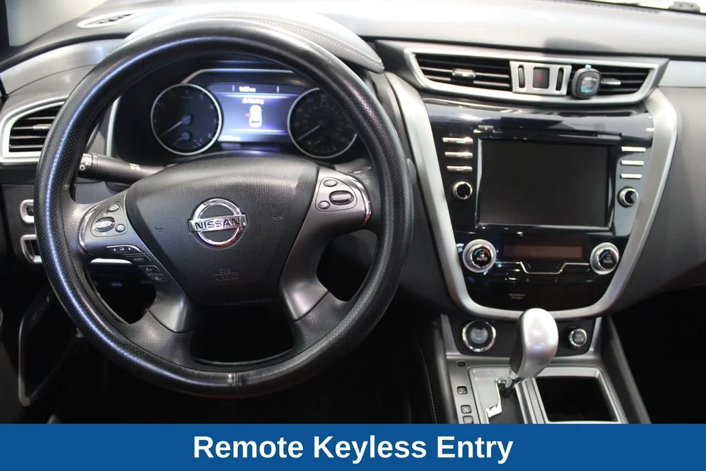 Used 2020 Pearl White Nissan S image 7