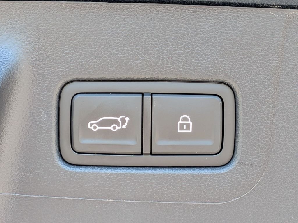 Certified Used 2026 Black Hyundai SEL image 28